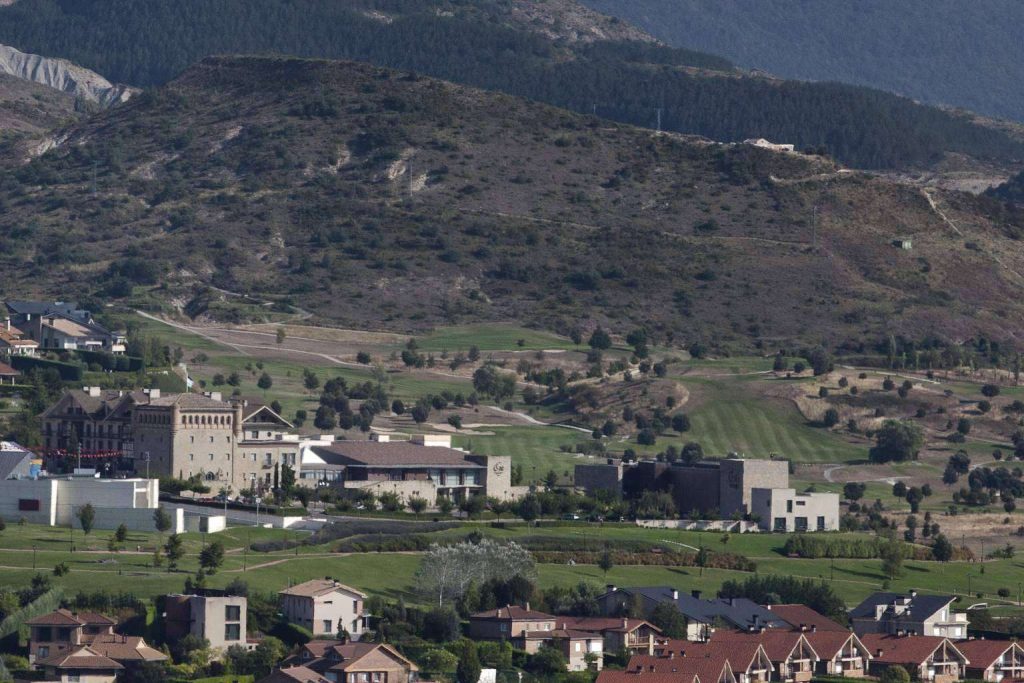 Tradición y modernidad se encuentran en Castillo de Gorraiz, el hotel boutique en Navarra