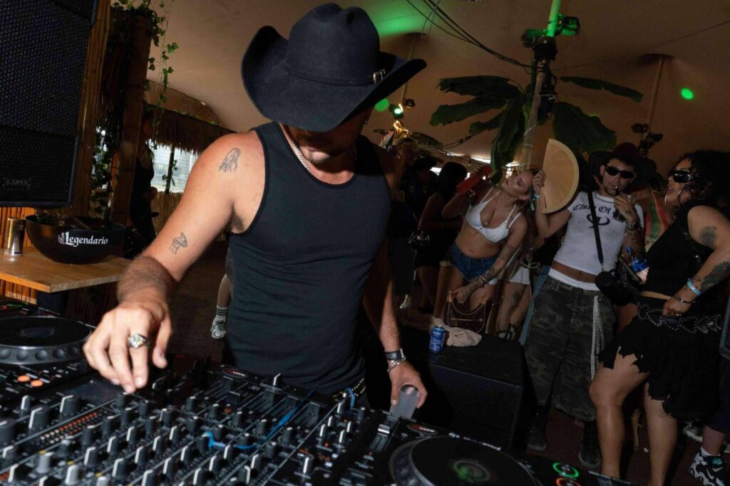 ANTIDOTO Club triunfa en su primer evento al aire libre