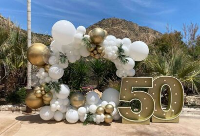 Decoración con globos para eventos corporativos, festivales y establecimientos