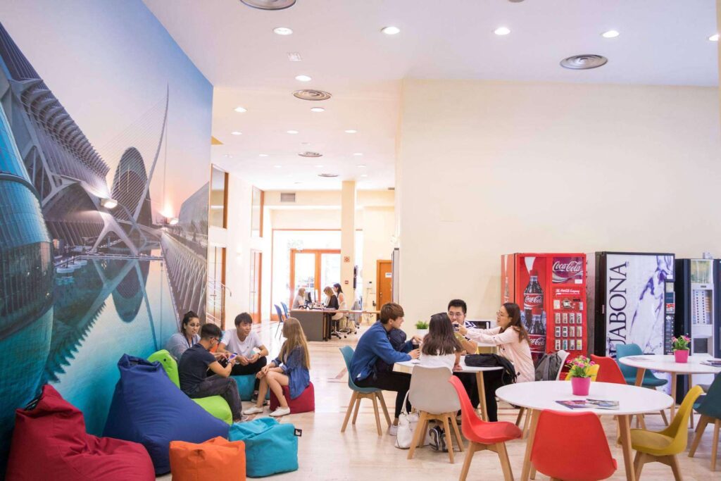 ¿Cómo elegir una escuela de español en Valencia?