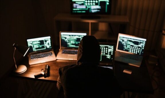 Información corporativa en la dark web