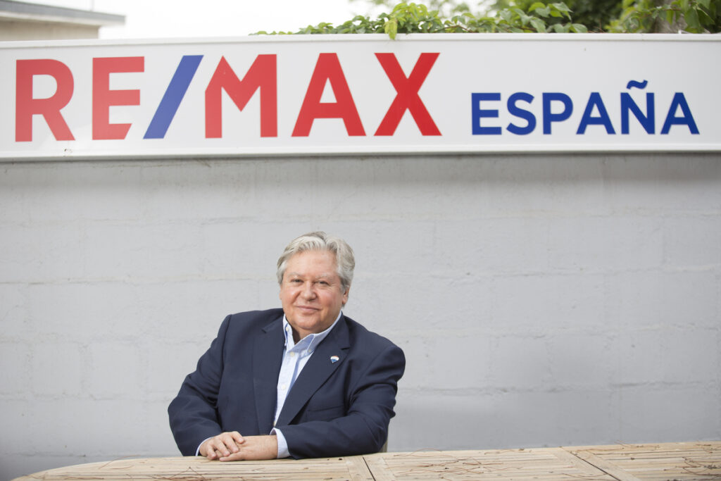 javier sierra presidente remax españa