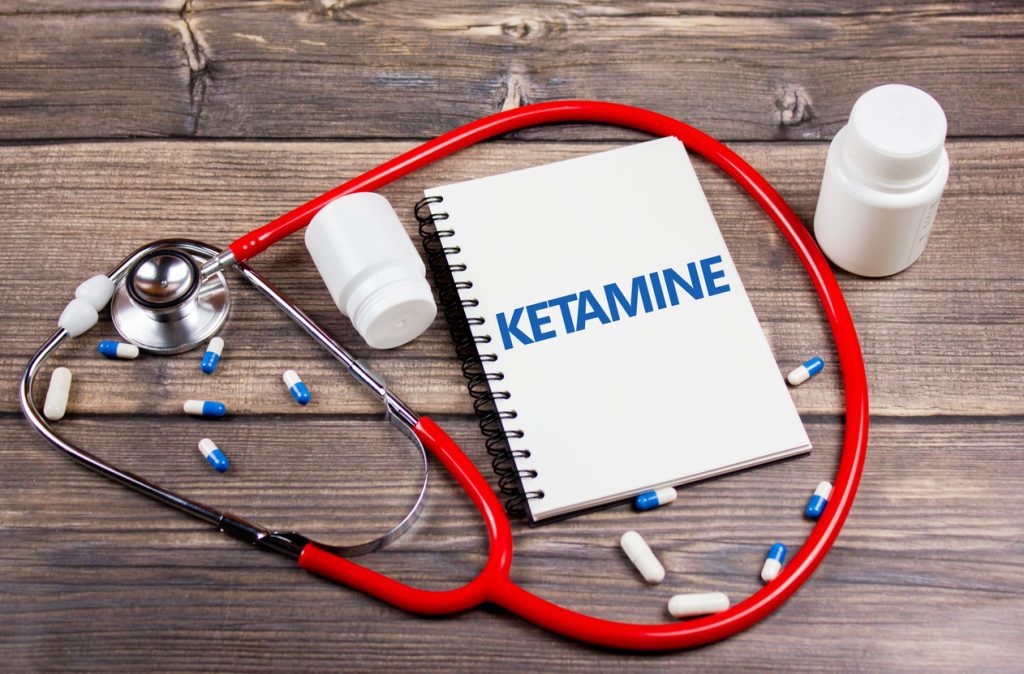 Ketamina, setas alucinógenas… ¿consumen microdosis de drogas los gurús de Silicon Valley?