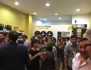 La ciudad de Sevilla recibe por primera vez a Vino Vino
