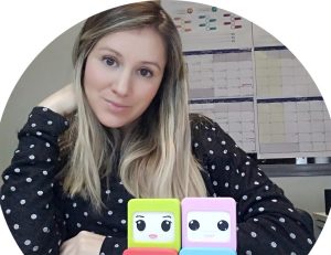 La familia de robots que enseña a los niños a programar antes que a escribir