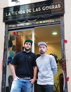 La tienda de las gorras