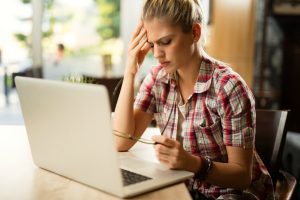 Las malas opiniones pueden hundir tu empresa. ¡Evítalo!