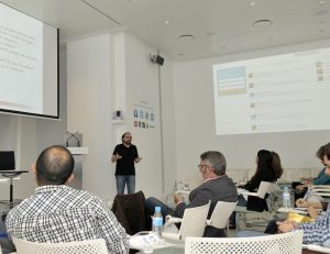 «Los proyectos que funcionan son modelos híbridos»