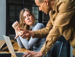 Manual para identificar (y sobrevivir) a jefes y empleados incompetentes