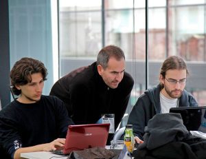 Maratón para crear una app sobre reciclaje