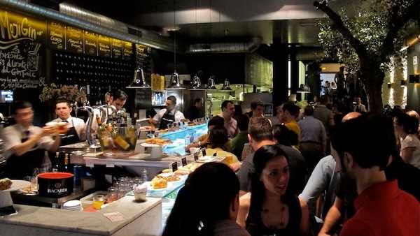 Vino, leña y casas de comida: 7 propuestas para entrar en calor