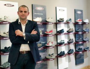 “No ha sido fácil vender un calzado que muchos veían raro, feo y caro”