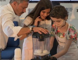Paula Alós, madrina del proyecto solidario de Rodilla y la Fundación Juegaterapia