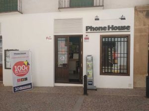 Phone House abre su primera tienda en Villanueva de los Infantes