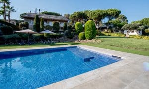 El negocio del alquiler de piscinas privadas