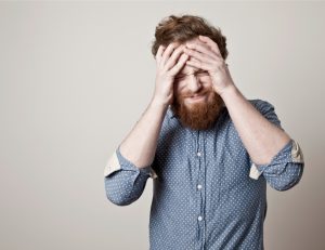 ¿Por qué tomamos decisiones para justificar errores pasados?