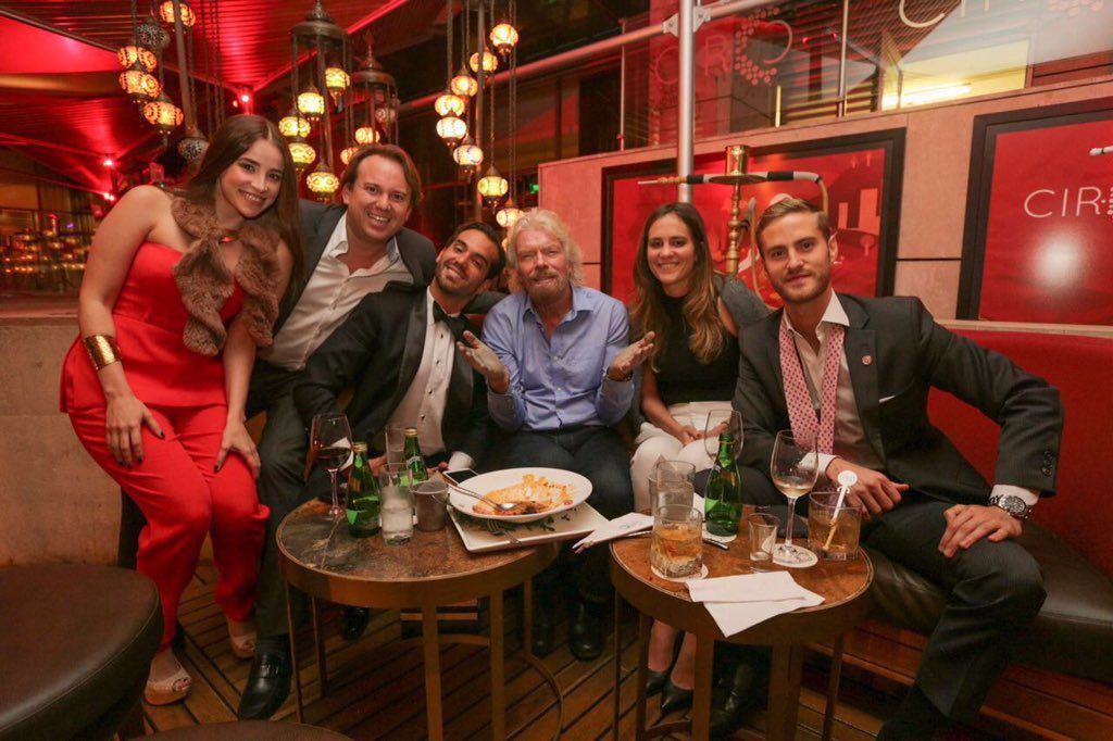 ¿Qué negocios montan los emprendedores antes de cumplir los 25?