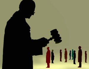 ¿Sabes cómo reclamar una deuda por la vía judicial?