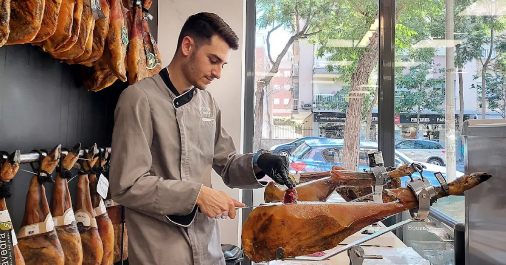 Selectum Maestros Jamoneros apuesta por la franquicia para crecer Selectum
