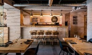 Interior de restaurante Sibuya en Barcelona
