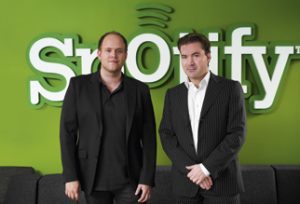Spotify adapta el modelo de la prensa gratuita a la música