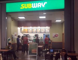 Subway inaugura su segundo restaurante de Asturias