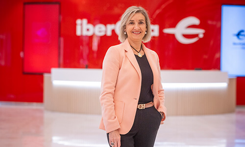 Teresa Fernández Fortún es la directora de Banca de empresas de Ibercaja