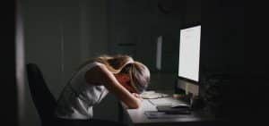 Síndrome burnout: trabajadores quemados