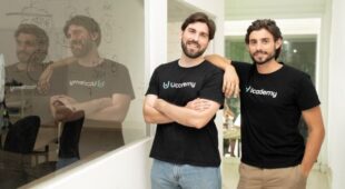 Ramiro Zandrino (izquierda) y Pablo Prieto. fundadores de la startup Ucademy