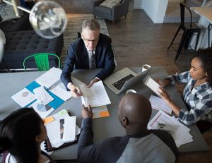 ¿Un inversor corporativo o uno financiero?