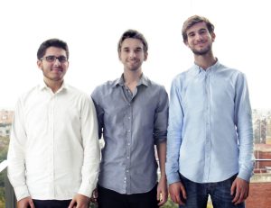 Una maceta-cargador para el móvil
