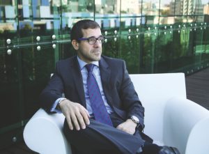 “Vamos a convertir el audífono en un pequeño ordenador en el oído”