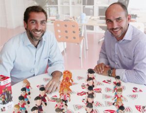 Ventas millonarias de figuritas de futbolistas famosos