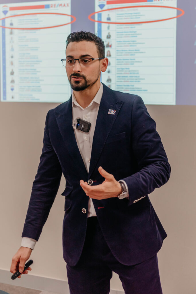 remax victor pezonaga