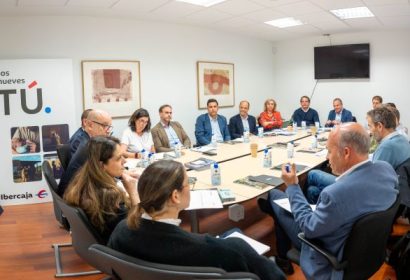 Vista genérica de la mesa redonda Ibercaja en Bilbao