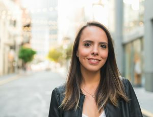 ¿Vives en América Latina y quieres emprender en España? Tienes que leer esto
