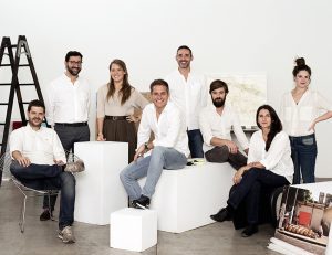 ¿Y si montamos un club para coleccionistas de arte?
