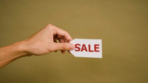 ¿Cómo calcular el precio de venta de un producto en el mercado?