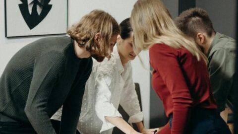 ¿Cuál es la diferencia entre grupo y equipo de trabajo en una empresa?