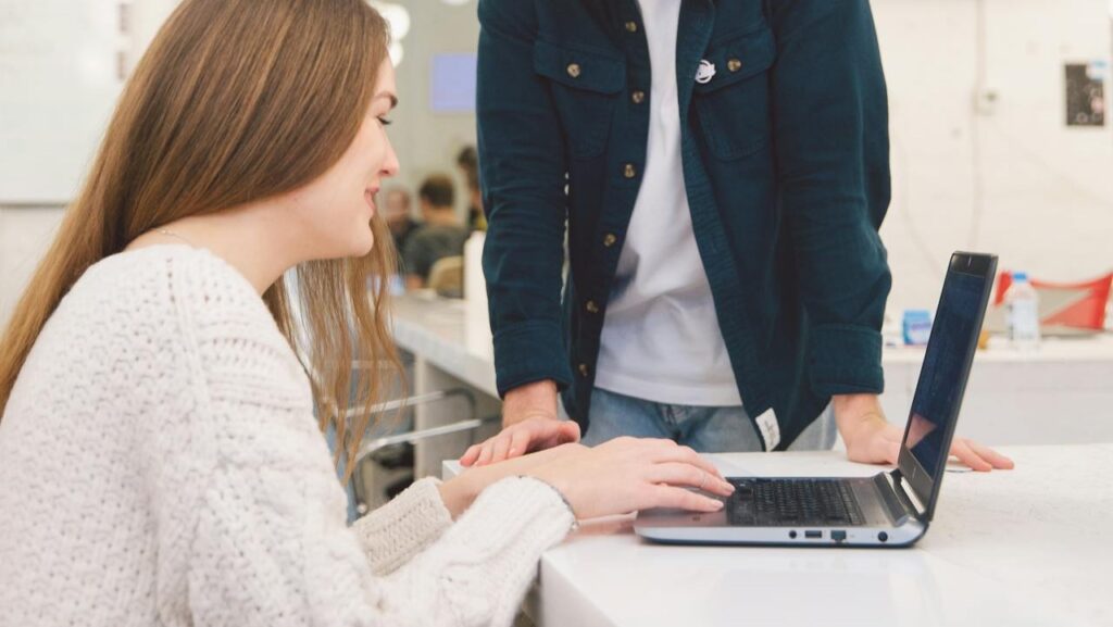 ¿Cuántos días de vacaciones corresponden por mes trabajado? ¿Cómo se calculan?