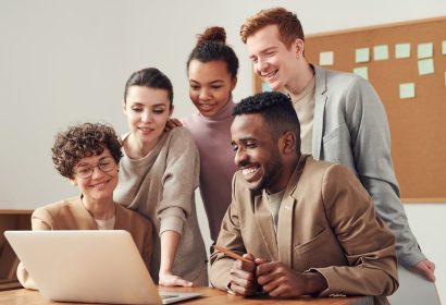 ¿Qué es la inteligencia emocional en el trabajo y cómo aplicarla?